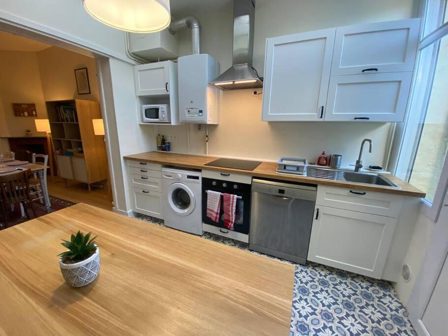 Maison De Charme - 4 Chambres - Courette & Parking Gratuit أميا المظهر الخارجي الصورة