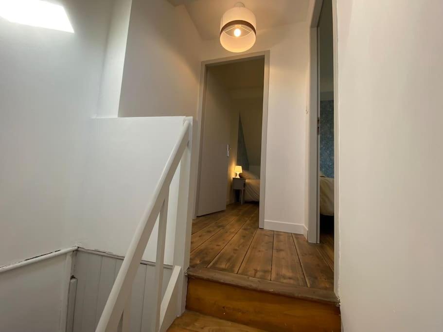 Maison De Charme - 4 Chambres - Courette & Parking Gratuit أميا المظهر الخارجي الصورة