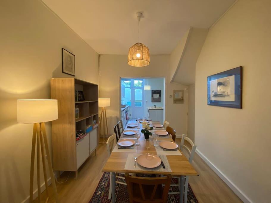 Maison De Charme - 4 Chambres - Courette & Parking Gratuit أميا المظهر الخارجي الصورة