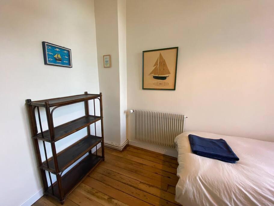 Maison De Charme - 4 Chambres - Courette & Parking Gratuit أميا المظهر الخارجي الصورة