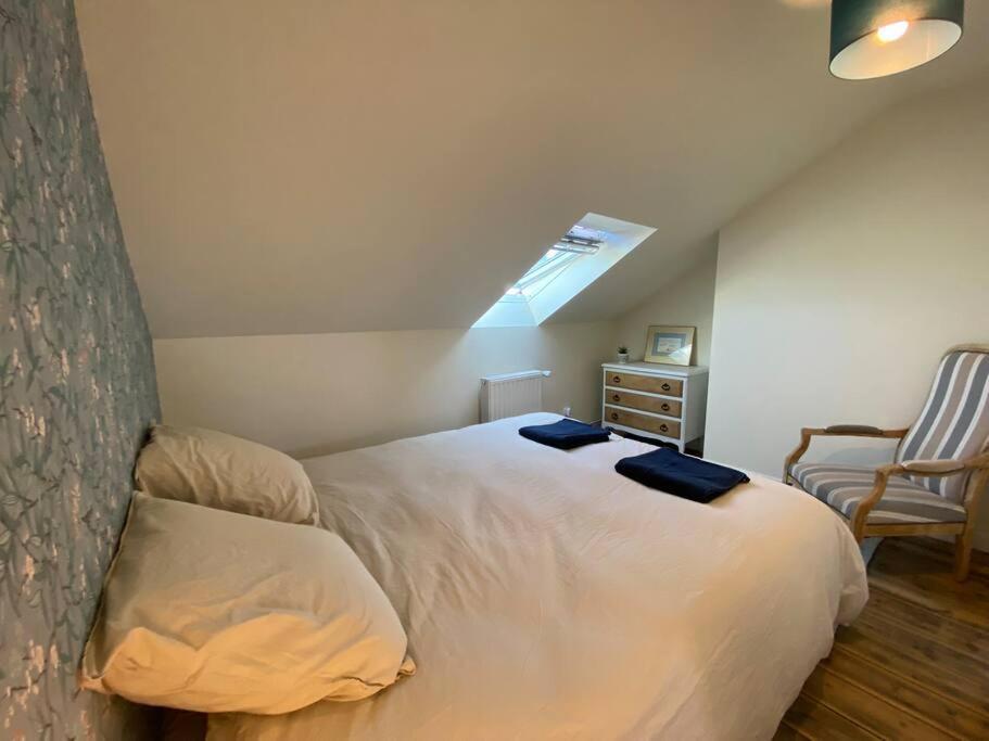 Maison De Charme - 4 Chambres - Courette & Parking Gratuit أميا المظهر الخارجي الصورة
