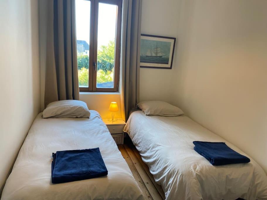 Maison De Charme - 4 Chambres - Courette & Parking Gratuit أميا المظهر الخارجي الصورة